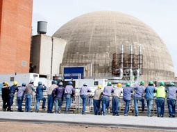 denuncian el despido de 2400 trabajadores en atucha iii denuncian el despido de 2400 trabajadores en atucha iii