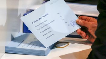 segunda vuelta en la fifa: infantino y el jeque al-khaliffa van por todo segunda vuelta en la fifa: infantino y el jeque al-khaliffa van por todo