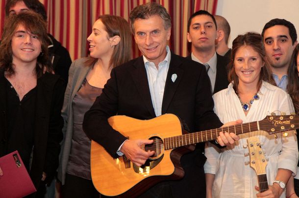 Macri: la medida cautelar no suspende la vigencia del DNU