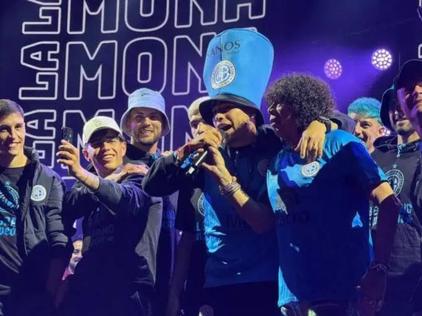 Belgrano Campeón: el plantel pirata celebró a puro cuarteto junto a La Mona Jiménez