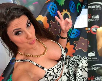 Lali Espósito defendió a Ivana:  ¿también hizo video hot?