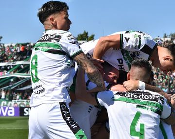 Nueva Chicago semifinalista de la Primera Nacional.