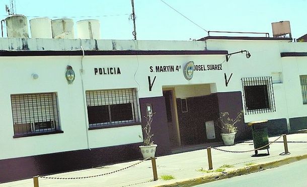 Hallan muerto a un hombre en un auto cerca de la comisaría de José León Suárez