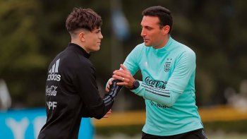 la reaccion de alejandro garnacho tras ser convocado por lionel scaloni a la seleccion la reaccion de alejandro garnacho tras ser convocado por lionel scaloni a la seleccion