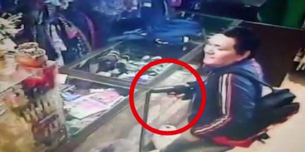 VIDEO: Robo a mano armado a metros de una comisaría