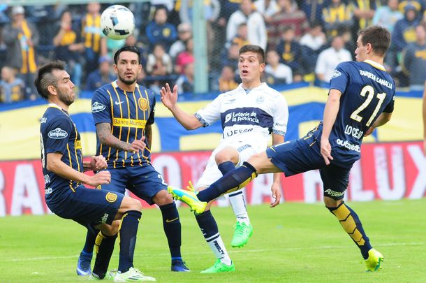 Gimnasia sorprendió a Central en Rosario que sólo piensa en la Libertadores