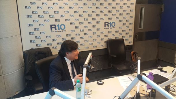 Zannini en Radio 10: Lo de Niembro es el choripán más caro del macrismo