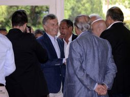 Macri recibió a la cúpula de la CGT, tras la ley de Ganancias Macri recibió a la cúpula de la CGT, tras la ley de Ganancias