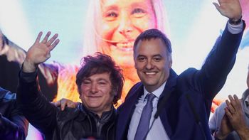 La doble moral de Manuel Adorni y Milei: para los trabajadaores de Aerolíneas Argentinas no hay costo marginal La doble moral de Manuel Adorni y Milei: para los trabajadaores de Aerolíneas Argentinas no hay costo marginal