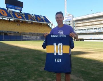 Una gloria de la NBA estuvo en la Bombonera