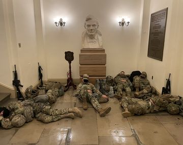 Estados Unidos: movilizaron a la Guardia Nacional para cuidar el Capitolio. Erin Schaff / The New York Times