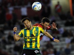 con la cabeza en japon, river empato con aldosivi en el monumental con la cabeza en japon, river empato con aldosivi en el monumental