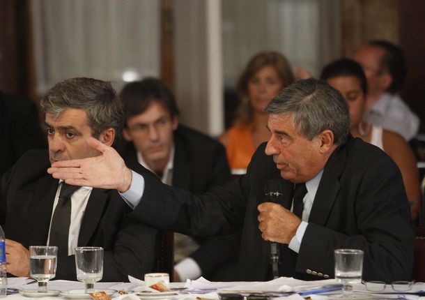 La oposición continúa con sus críticas por el acuerdo con Irán