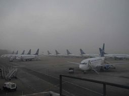 reabrieron aeroparque, pero siguen las demoras en los accesos reabrieron aeroparque, pero siguen las demoras en los accesos