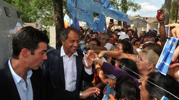scioli llevo la campana a salta: por favor argentinos, abramos bien los ojos scioli llevo la campana a salta: por favor argentinos, abramos bien los ojos