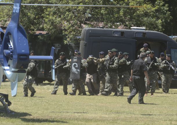 VIDEO: Así trasladaron a Comodoro Py a los detenidos