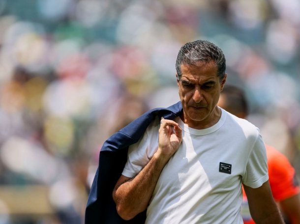 La primera víctima del Mundial de Clubes: Botafogo sorprendió y despidió a Renato Paiva