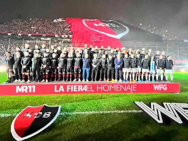 El emotivo momento entre Benjamín Agüero y Maxi Rodríguez