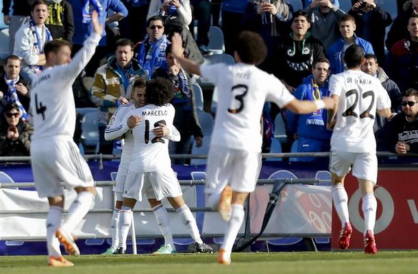 Con Di María, Real Madrid venció al Getafe y llegó a la cima de la Liga española