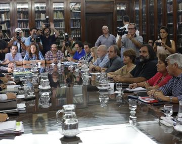 Docentes bonaerenses le pidieron una audiencia a Vidal