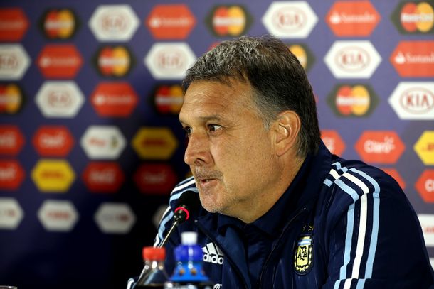 Martino quiere hacer algo distinto para quedar en la historia de la Selección