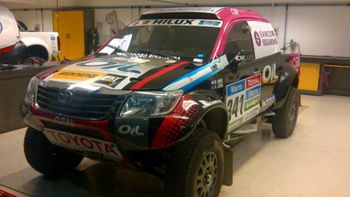 mira la camioneta de nazareno lopez para su debut en el dakar mira la camioneta de nazareno lopez para su debut en el dakar