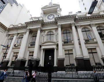 Por qué el viernes 10 de octubre hay feriado bancario