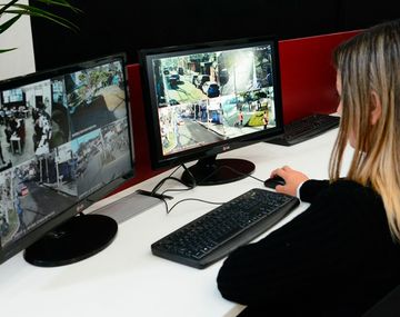 Escobar: las lectoras de patentes detectan 10 vehículos con pedido de secuestro por semana