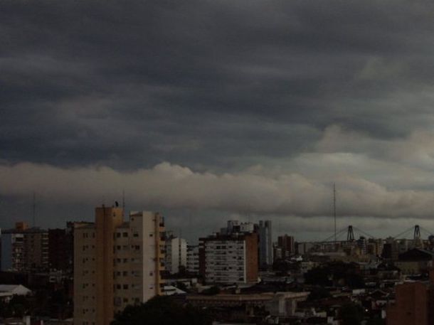 Rige un alerta por lluvias y tormentas fuertes para el noreste del país