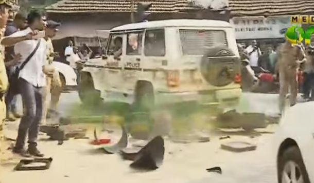 Susto en India: Ronaldinho se salvó de milagro de un grave accidente