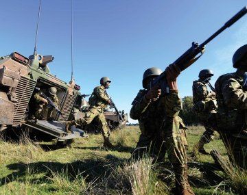 Nuevo aumento para efectivos de las Fuerzas Armadas y de la Policía de Establecimientos Navales