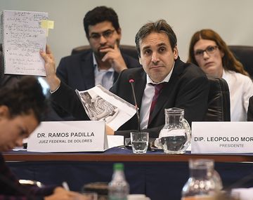 El gobierno de Macri busca destituir al juez Ramos Padilla