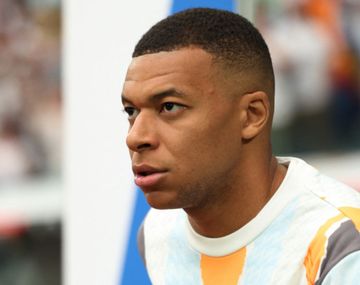 Cómo está Mbappé tras ser hospitalizado de urgencia: Tratamiento específico