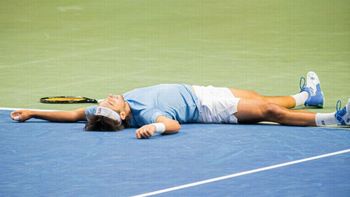 Thiago Tirante remontó contra Hyeon Chung y le dio el punto a Argentina. Foto: Prensa AAT. Thiago Tirante remontó contra Hyeon Chung y le dio el punto a Argentina. Foto: Prensa AAT.