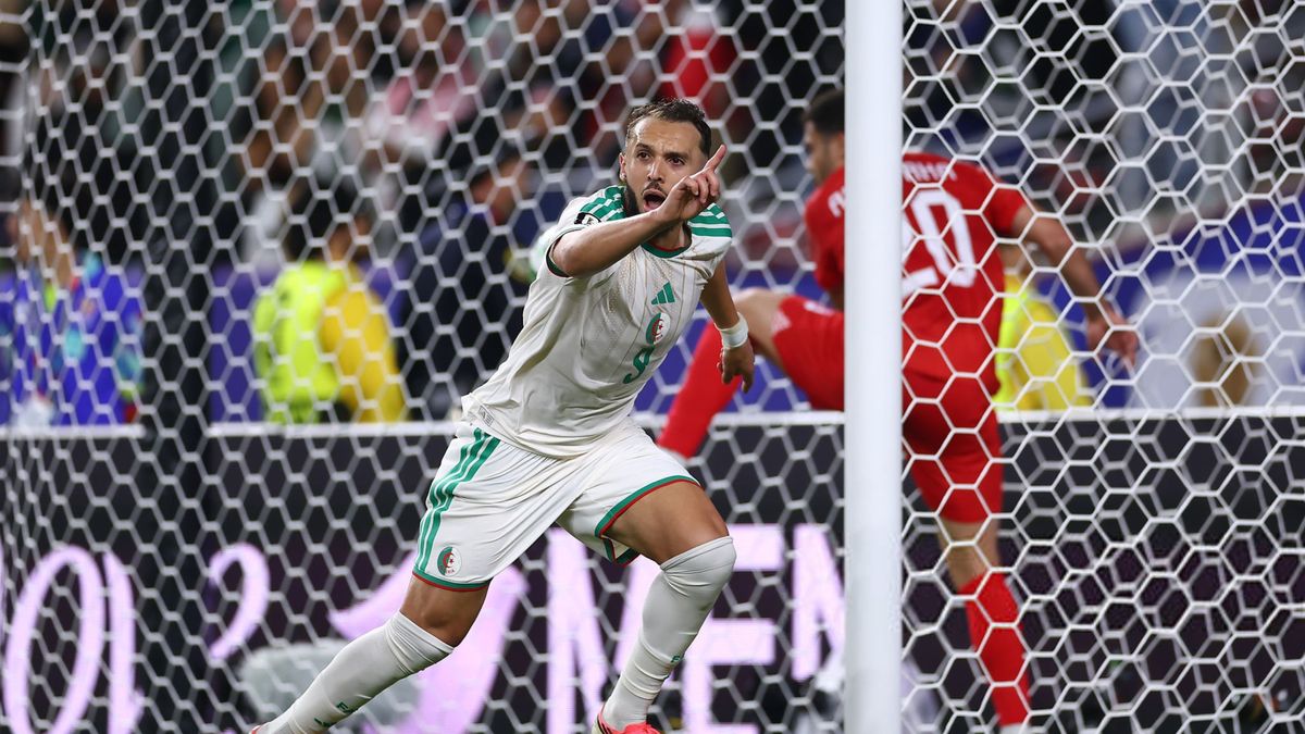 Argelia le ganó a Jordania y la Selección Argentina se aseguró el primer lugar