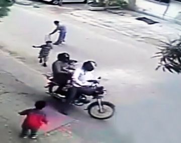 El video en el que se secuestra un nene causó conmoción en la India