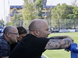 El DT de la Selección se hizo presente en Casa Amarilla