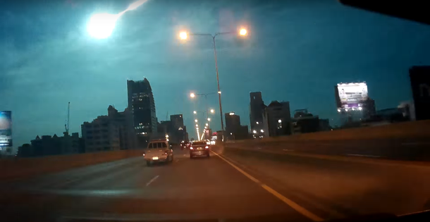 Un meteorito iluminó el cielo de Tailandia: mirá el video