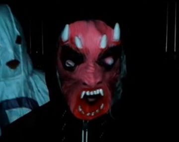 El regreso: ahora el Fantasma de la B asusta al Kun Agüero