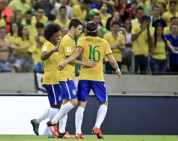 Brasil pegó de arranque y derrotó a Venezuela de local