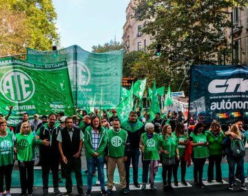ATE convocó a un paro el próximo miércoles y llamó a acompañar a Cristina Kirchner a Comodoro Py