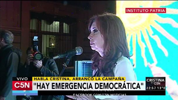 Cristina Kirchner en el Instituto Patria ante sus militantes
