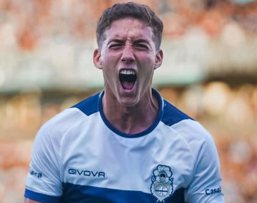 Gimnasia dio el golpe: venció a Belgrano y sueña con los octavos