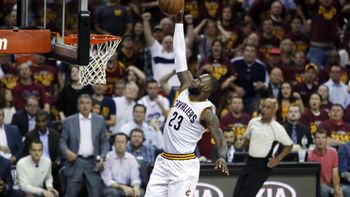 LeBron James superó a Michael Jordan como anotados de los playoffs LeBron James superó a Michael Jordan como anotados de los playoffs