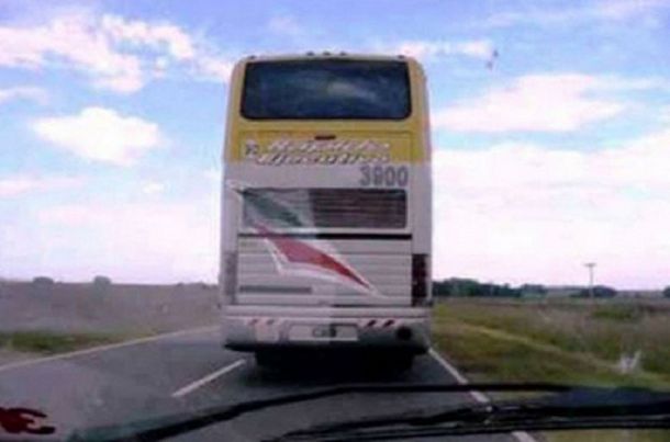 Piratas del asfalto: intentaron asaltar un colectivo en plena ruta