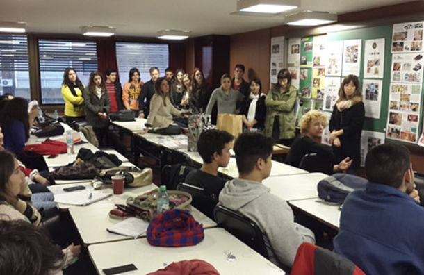 Proponen que los graduados universitarios financien la cursada de alumnos pobres