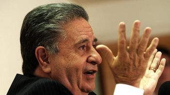 duhalde elogio a de la rua y aseguro que no hubo coimas duhalde elogio a de la rua y aseguro que no hubo coimas