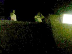 intentaron saquear un club: hinchas armados lo impidieron intentaron saquear un club: hinchas armados lo impidieron