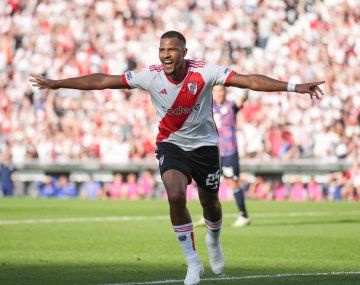 Salomón Rondón está a un paso de irse de River: los motivos