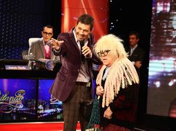 marcelo tinelli no pudo resistirse a los encantos de la abuela marcelo tinelli no pudo resistirse a los encantos de la abuela